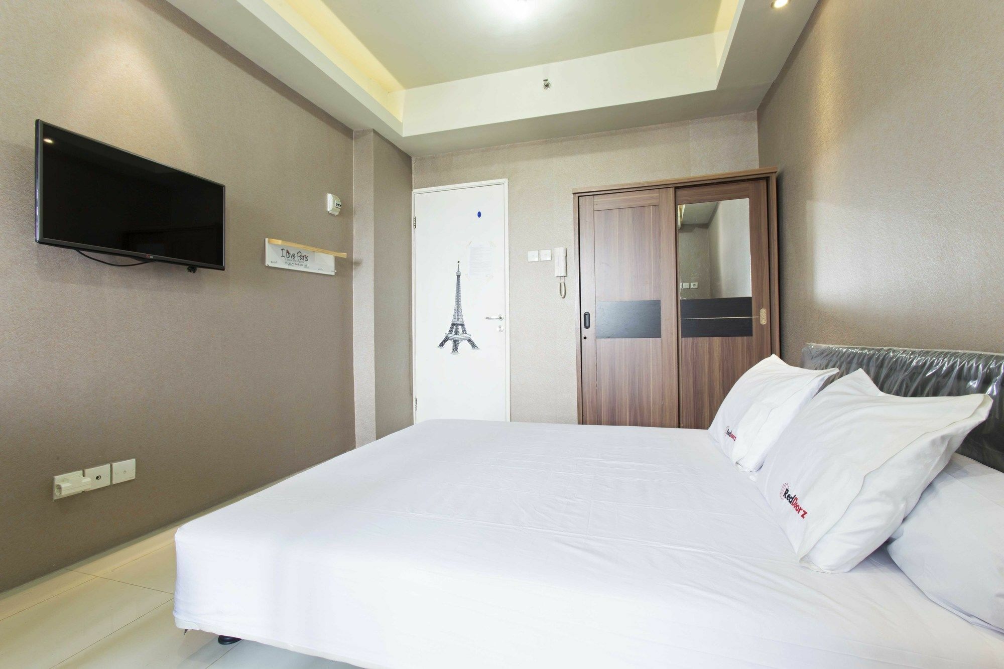 Reddoorz Apartment @ Pegangsaan Kelapa Gading Джакарта Экстерьер фото